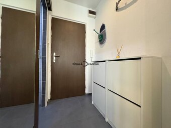Na predaj: CENTRUM: Garsonka s BALKONOM + murovaná PIVNICA - 10