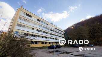 RADO | veľký 1-izbový byt s veľkým balkónom, k výstavisku- T - 10