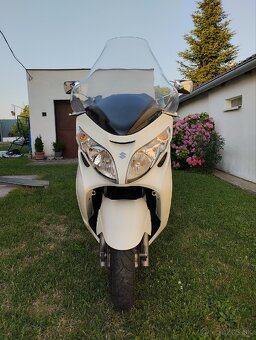 Predám Suzuki burgman AN 400 - 10