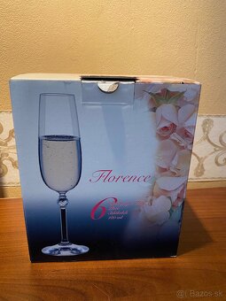 Sklo, porcelán - 10