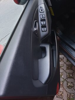 Hyundai ix35 SUV - 10