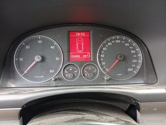 Predám Volkswagen Touran 1.9 Tdi DSG - 10