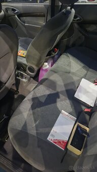 Ford Focus - 10