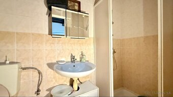 MAĎARSKO - HEJCE PEKNÝ 3 IZBOVÝ RODINNÝ DOM NA VEĽKOM POZEMK - 10