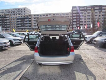 BMW Rad 3 Touring 318 i - veľmi zachovalé - splátka 99,-€ - 10