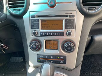 Kia Carens 2,0crdi automat - 10