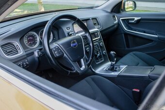 aj NA SPÁTKY - Volvo S60 1.6D - 10