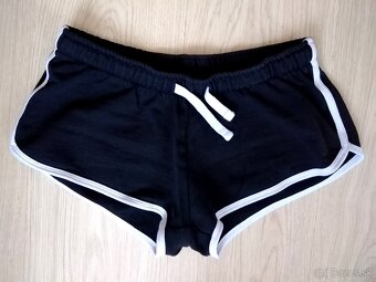 Neónovo ružové šaty na zips - 10