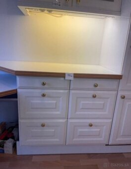 Bílá venkovská kuchyňská linka se spotřebiči,5726 - 10