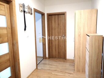 Krásny, kompletne zariadený 2-izbový byt s terasou a parkov - 10