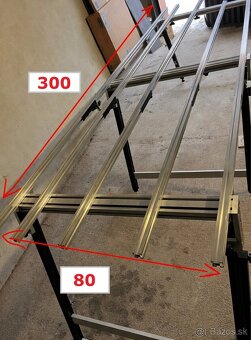 STÔL PRE OBKLADAČOV - 10