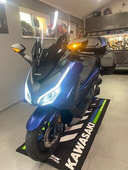 Honda Forza 350 SMART TOP BOX , 476 km 10/2024 - 10