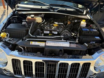 JEEP CHEROKEE 2.8 CRD Sport - 10