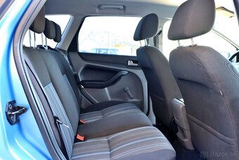 Ford Focus Kombi 1.6 16V Duratec Trend - 10