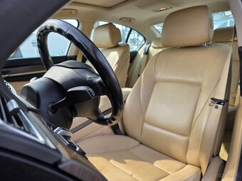 BMW Rad 7 730d - 10
