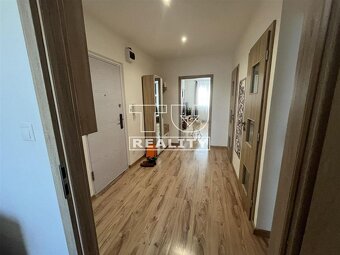 Praktický 3 izbový rekonštruovaný byt s loggiou, PEZINOK... - 10