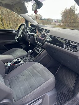 Touran R-Line DSG 2.0 TDI (140 kW) - 10