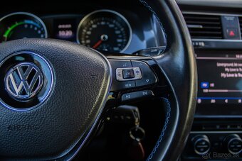 Volkswagen Golf e - 10