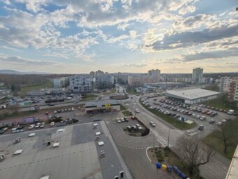 Topoľčany - garsónka s balkónom - 10