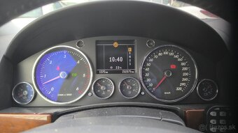 Volkswagen Touareg - 10