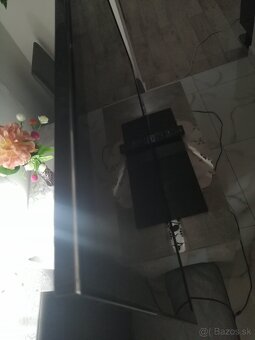 LG FULL-HD TV - 10