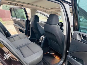 Škoda Superb 2.0TDI CR DSG Elegance - 10