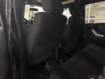 Jeep Wrangler 2.8 CRD Rubicon A/T - 10