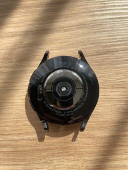 iPhone 12 pro-Huawei Watch-Apple Watch-Galaxy Watch - 10