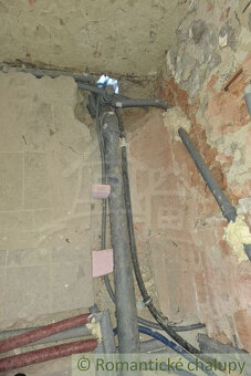 Objekt po pokročilej rekonštrukcii – ideálny na podnikanie - 10