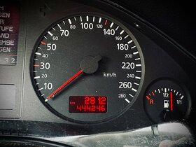 Audi A8 4.2 benzín + LPG - 10