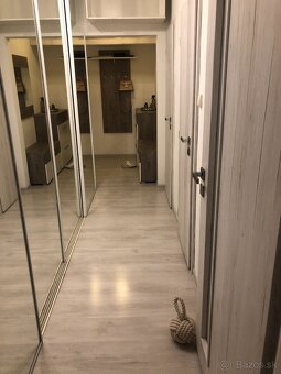 3-izbový byt centrum – zrekonštruovaný, zariadený - 10