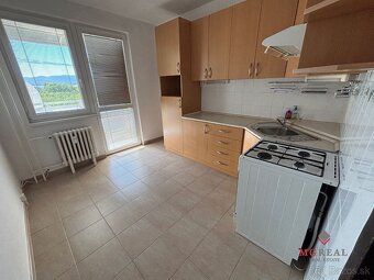 3 izbový byt s balkónom Topoľčany - 10