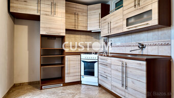 Príjemný 2i byt s 2 loggiami v širšom centre Žiliny - 10