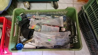 Rybárske potreby a udice. - 10