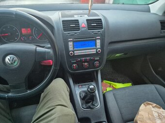 Volkswagen Golf 5 - 10