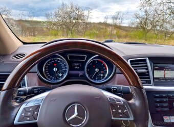 Mercedes Benz GL 350 AMG nájezd 127tis km - 10