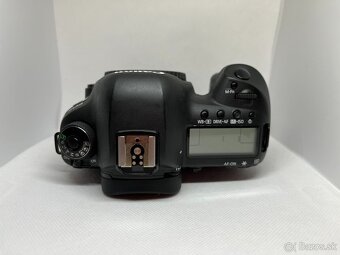 Canon 5D mark IV - shutter count 18 000 - 10