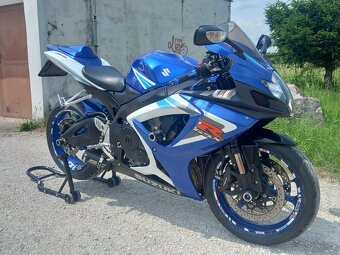 Suzuki Gsx-R 750 - 10