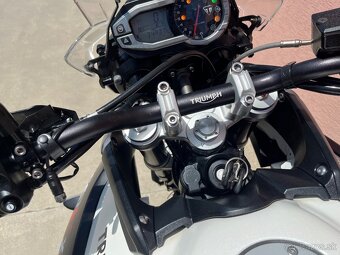 Triumph Tiger 800 XC - 10