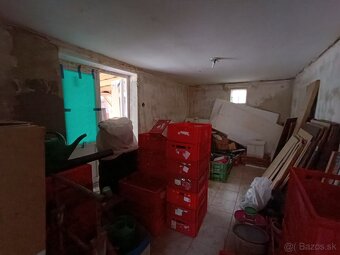 Na predaj rodinný dom + podnikateľský objekt v obci Chotín - 10