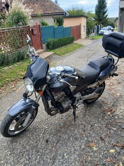 Honda cb 900 hornet - 10