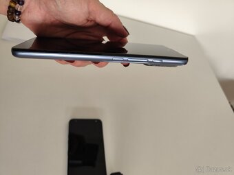 Motorola G60 + LG K40 + Xiaomi Smart Band 7 Pro - 10