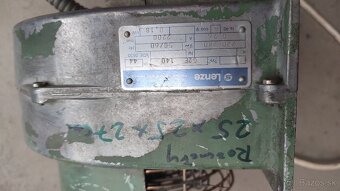 radiální ventilátor 25-47w/220v - 10