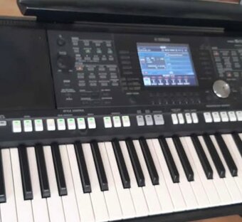 Yamaha psr 950 - 10