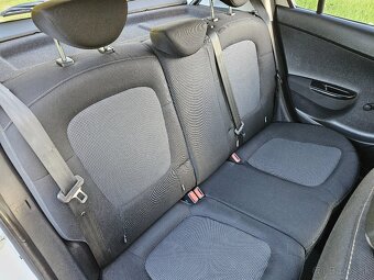 Hyundai i20 - 10