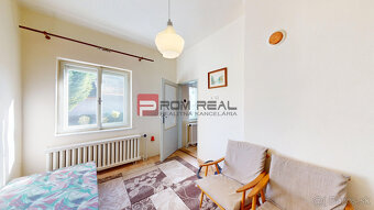 Na predaj starší rodinný dom s rozľahlým pozemkom Vydrany - 10