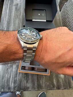 Tag Heuer Autavia COSC - 10