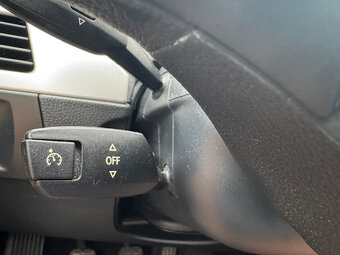 BMW Rad 3 Touring 320d AKONTACIA OD 0% - 10