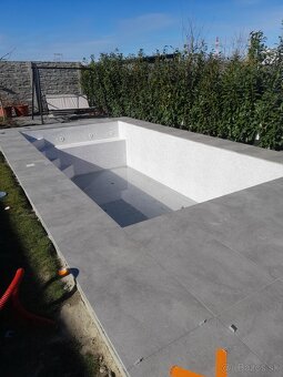 Poklatka zamkovej dlažby EXTERIER - 10
