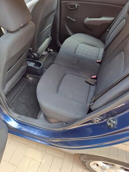 Hyundai i10 2010 1.2 57kw - 10